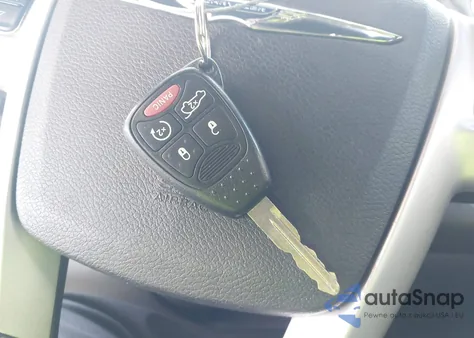 2012 Chrysler 200 Limited z USA, uszkodzony, nr VIN 1C3CCBCB6CN197247